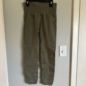 Free People High-Rise 7/8 Length Good Karma Leggings, Size M/L